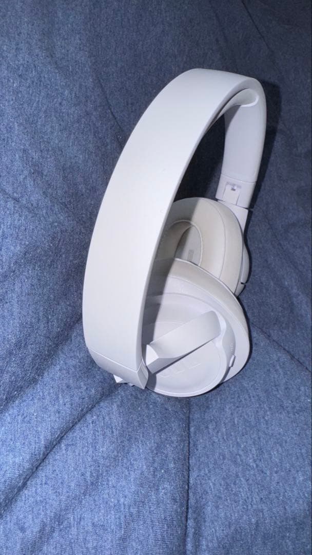 【ほぼ未使用】JBL TUNE 770NC ワイヤレスヘッドホン ホワイト