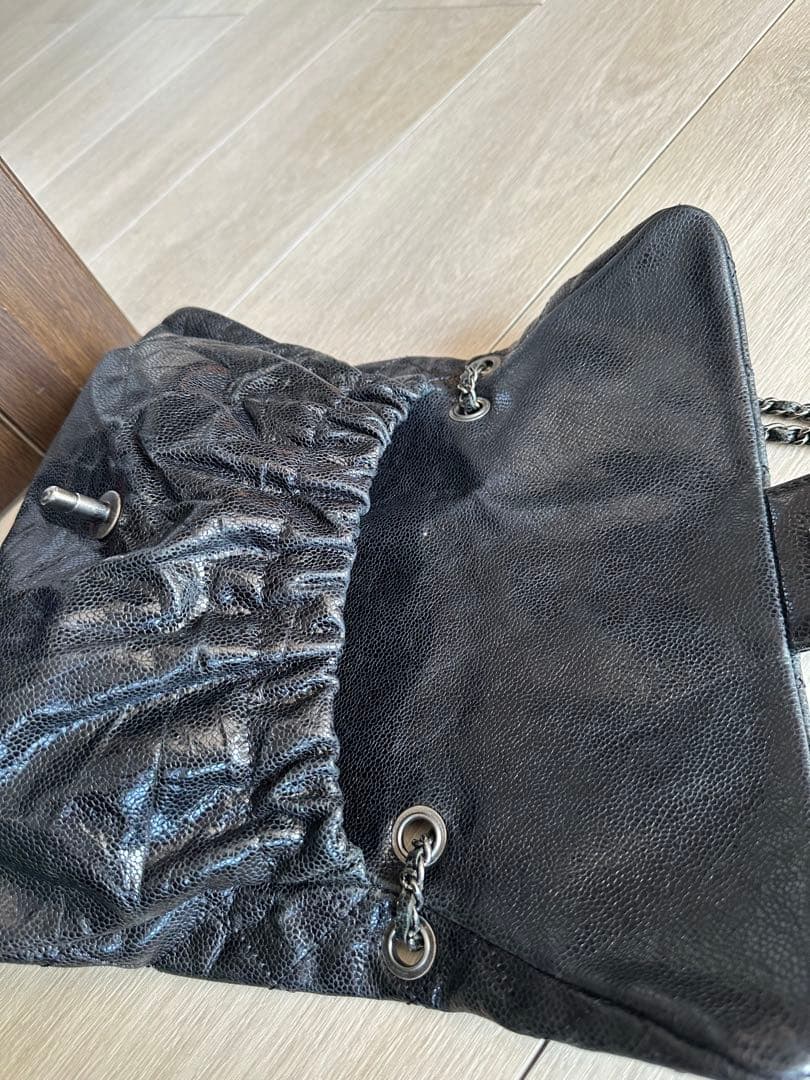 CHANEL ブラック レザー ショルダーバッグ