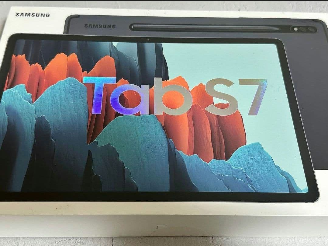 【箱無し】Samsung Galaxy S7 128GB Wi-Fiモデル