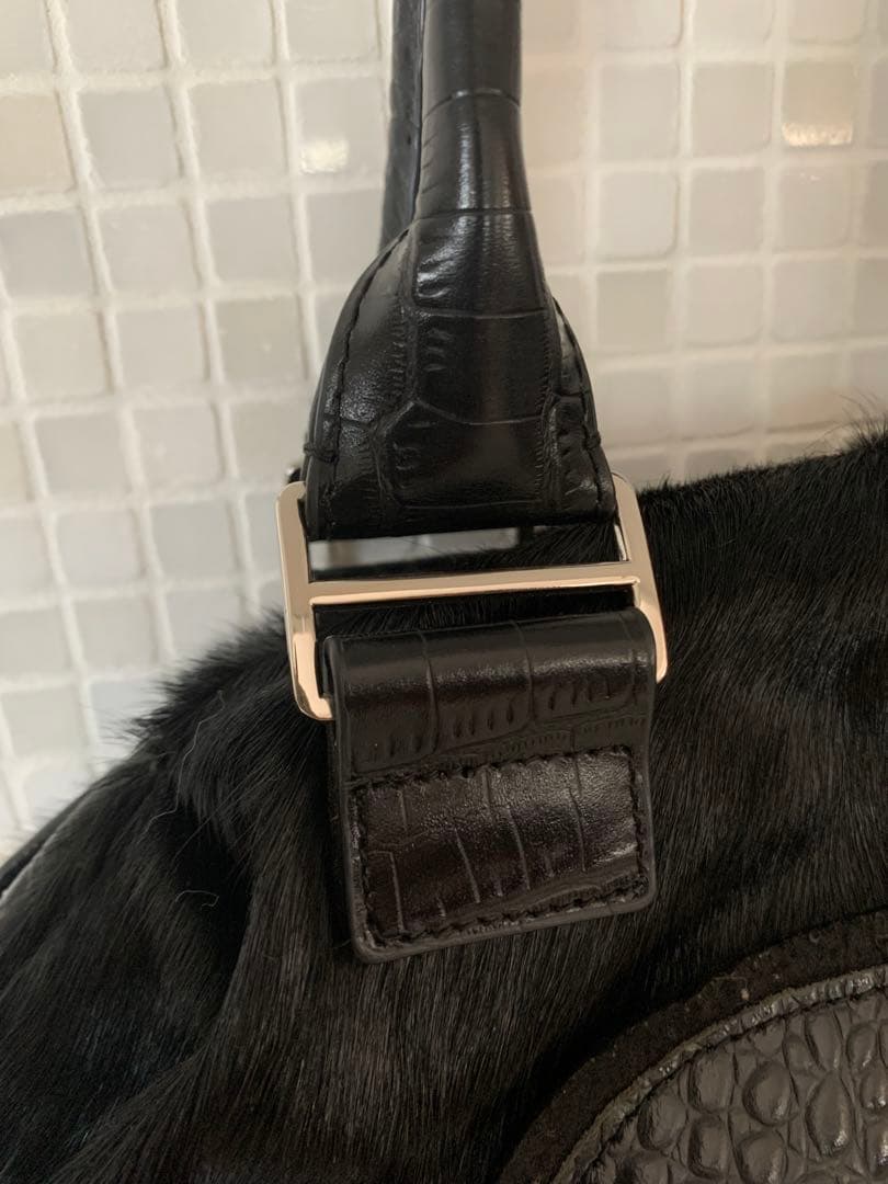 とっても可愛いmuta 8バック　ハラコ　本革　クロコ型押し