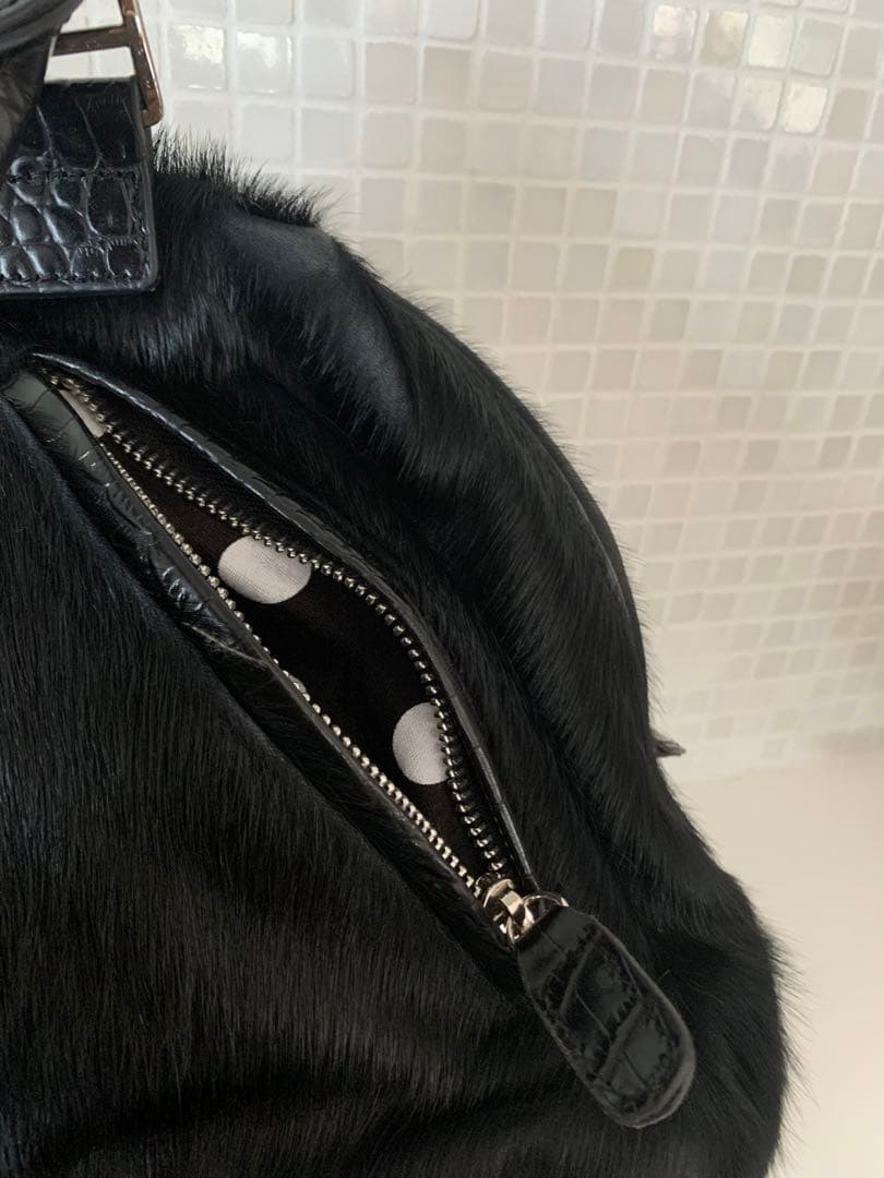 とっても可愛いmuta 8バック　ハラコ　本革　クロコ型押し