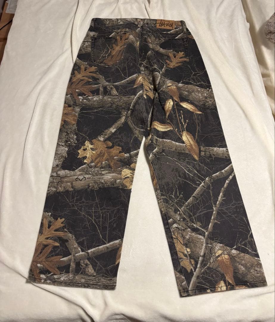 STUSSY ”BIG OL JEAN REALTREE EDGE”