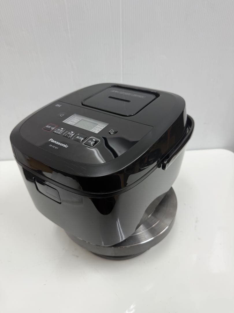 Panasonic IH 炊飯器 SR-FE101 ブラック 2024年製