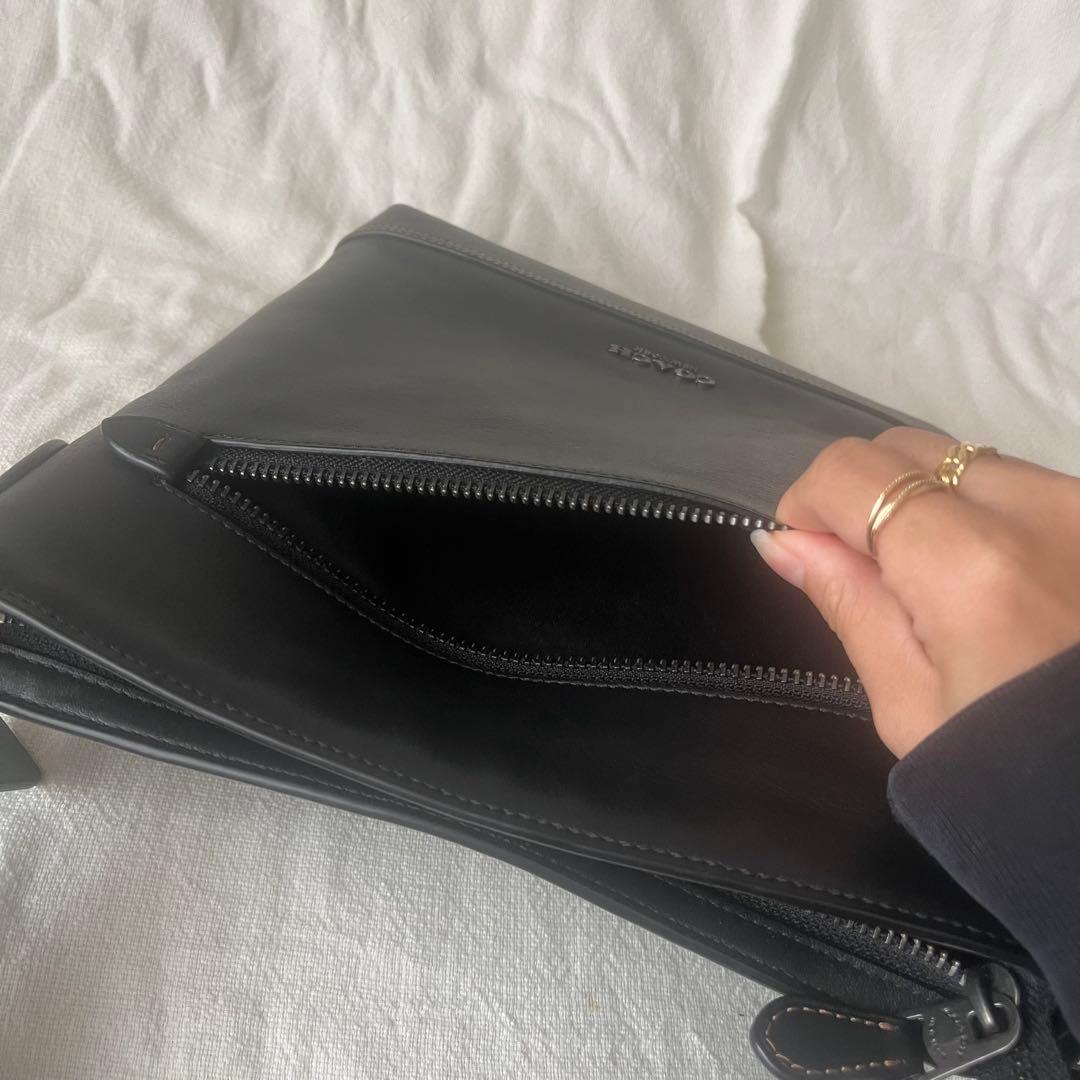 美品　COACH レザー　ブラックショルダーバッグ