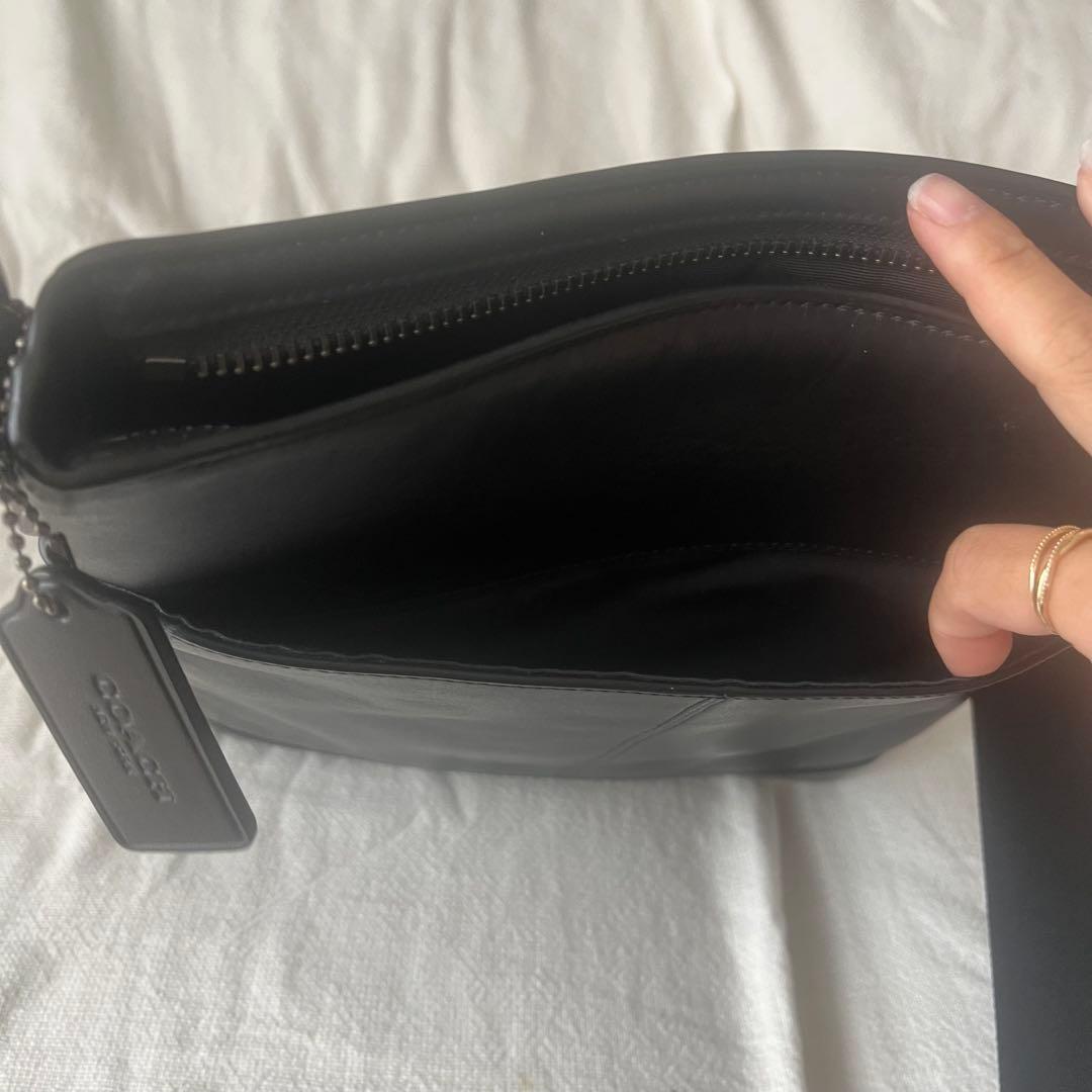 美品　COACH レザー　ブラックショルダーバッグ