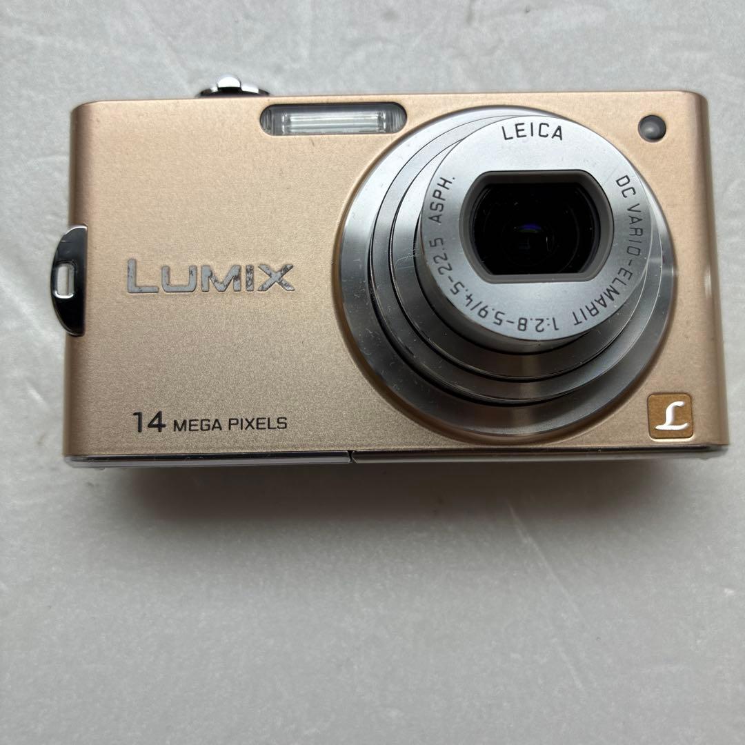 【美品】Panasonic LUMIX デジカメDMC-FX66 ゴールド