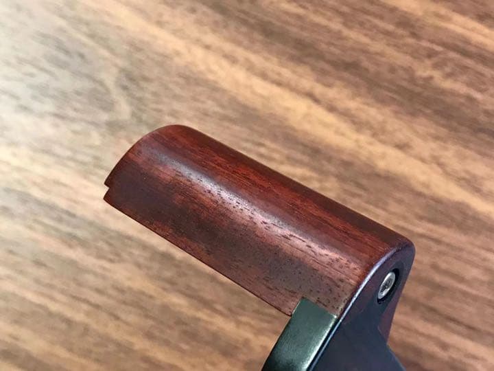 新品（黒檀、紫檀 製) LEICA ライカ typ109用 ハンドグリップ