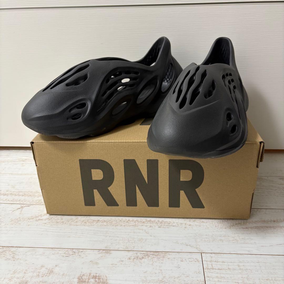 靴 adidas YZY FORM RNR Onyx 28.5cm US10