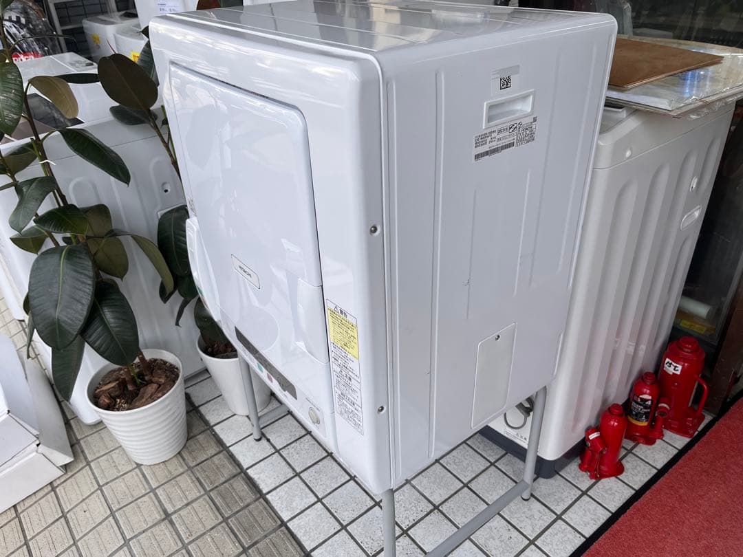HITACHI 電気式衣類乾燥機 ホワイト　DE-N60HV 2023年