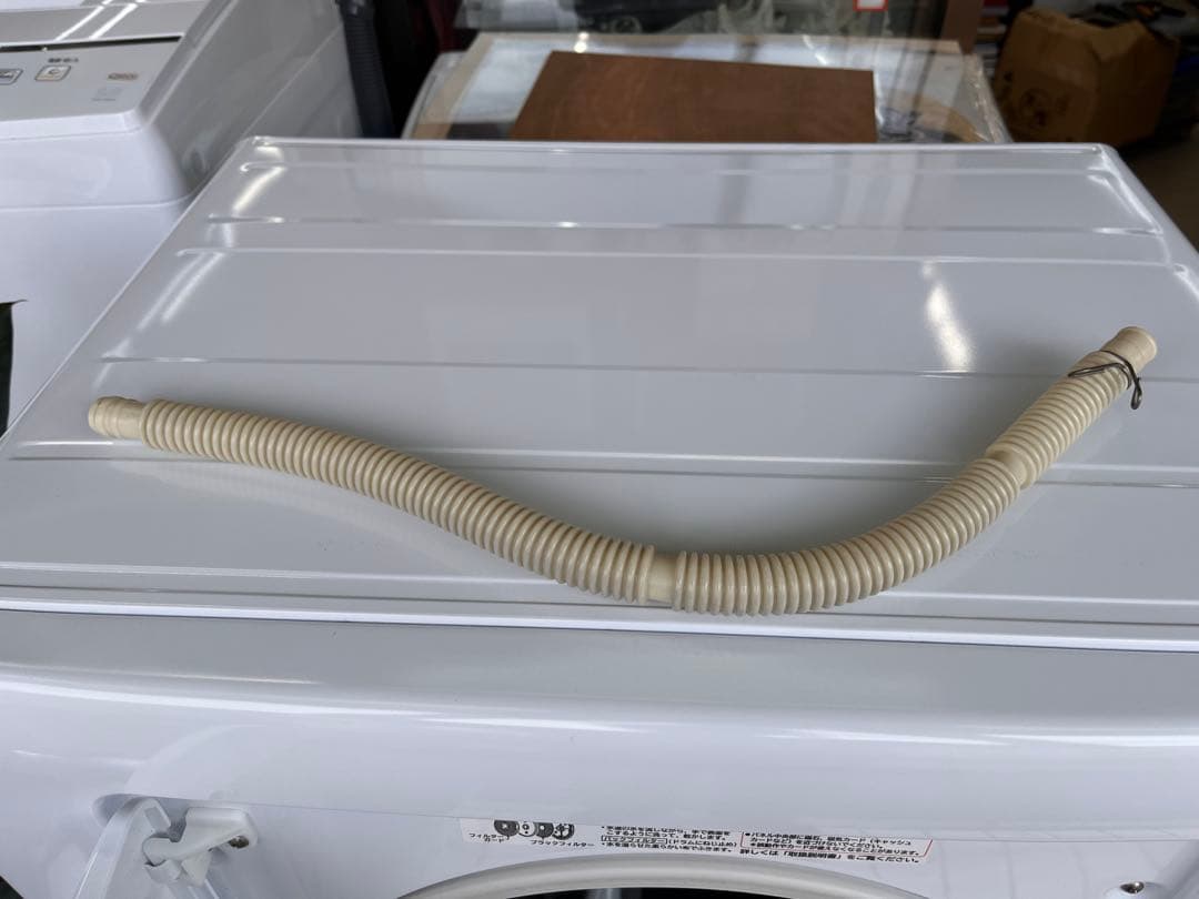 HITACHI 電気式衣類乾燥機 ホワイト　DE-N60HV 2023年