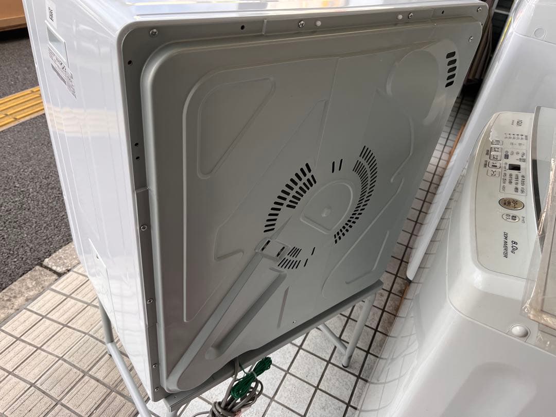 HITACHI 電気式衣類乾燥機 ホワイト　DE-N60HV 2023年