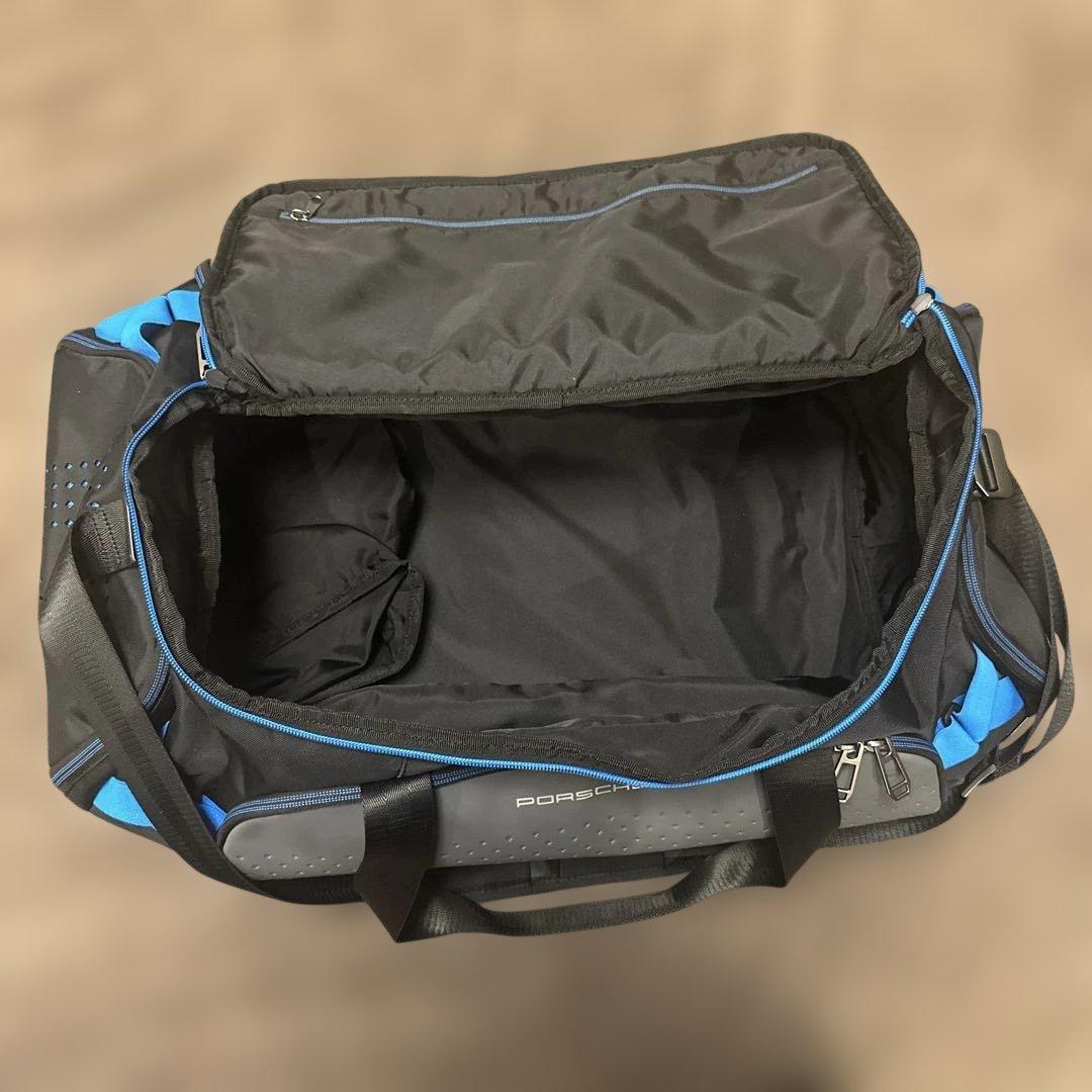 【新品未使用】ポルシェ タイカン スポーツバッグ　ボストンバッグ（スピード発送）