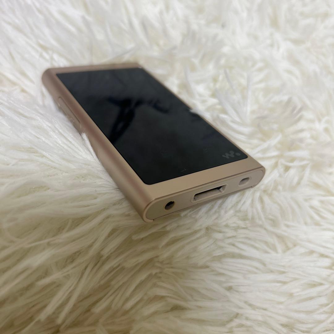 【極美品】SONY WALKMAN NW-A55 ゴールドカラー