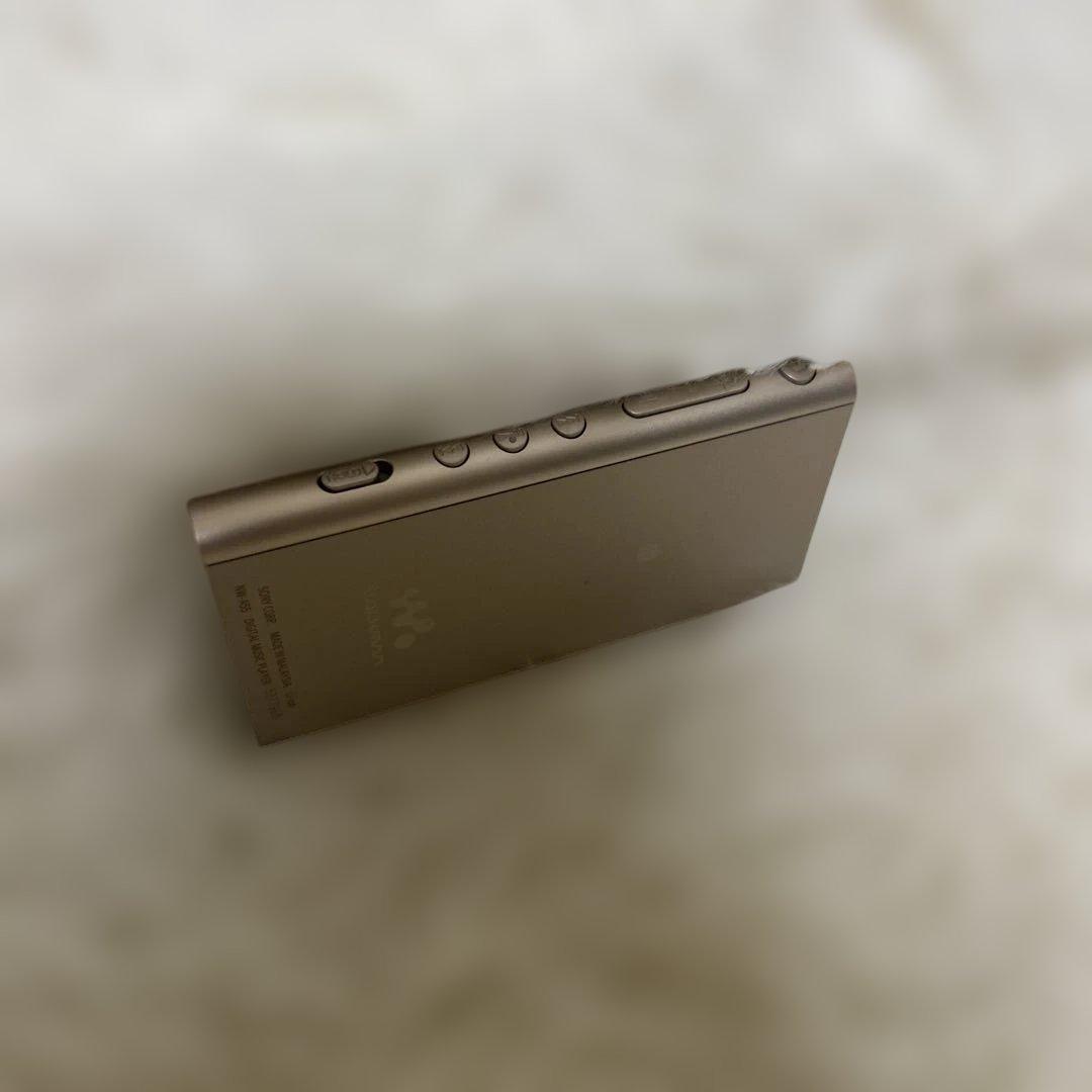 【極美品】SONY WALKMAN NW-A55 ゴールドカラー