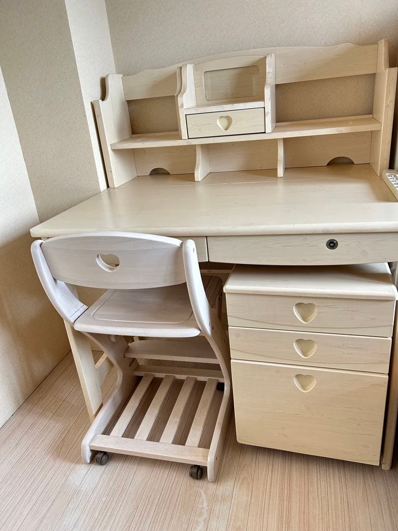 値段交渉可　直接引取限定　木製　学習机　デスク チェスト　チェア　椅子　ホワイト