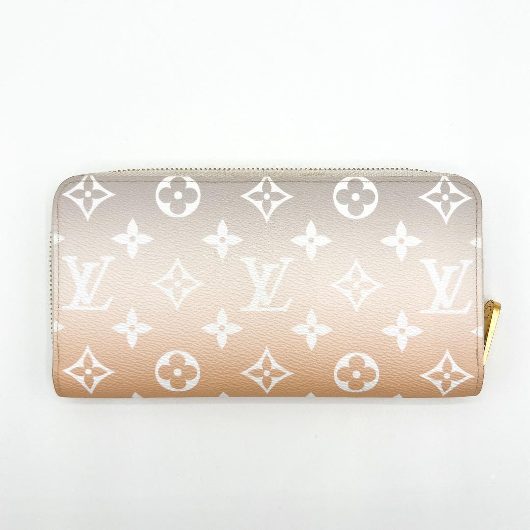 ルイヴィトン ジャイアント ジッピーウォレット ラウンド長財布 M80359