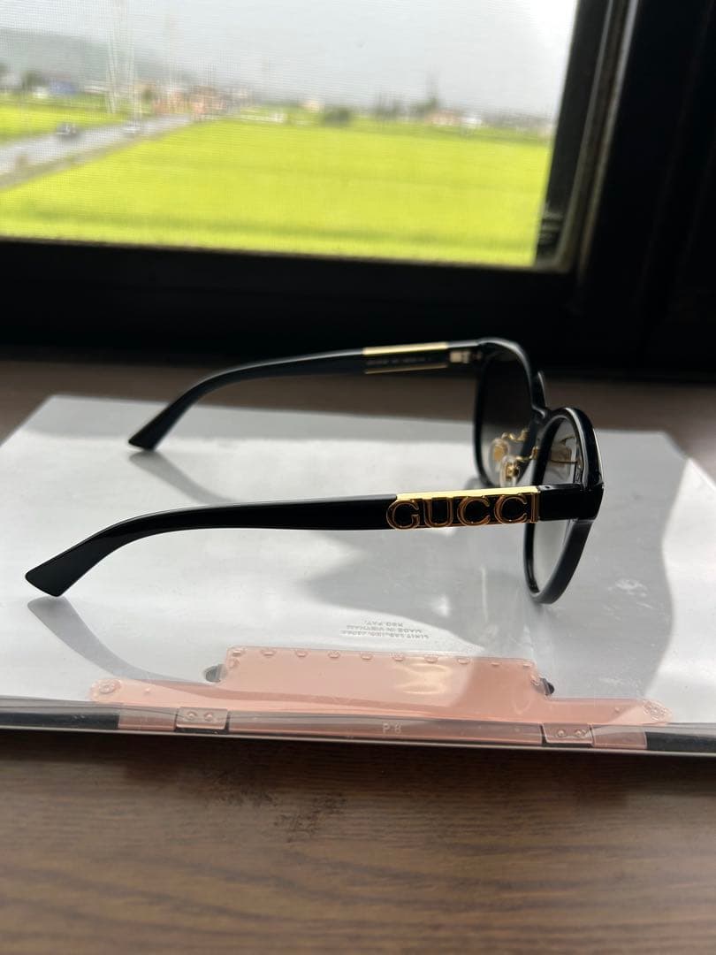 GUCCI サングラス　ドラえもん