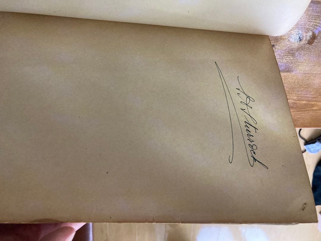 書 THE UNCOLLECTED WORK OF AUBREY BEARDSLEY