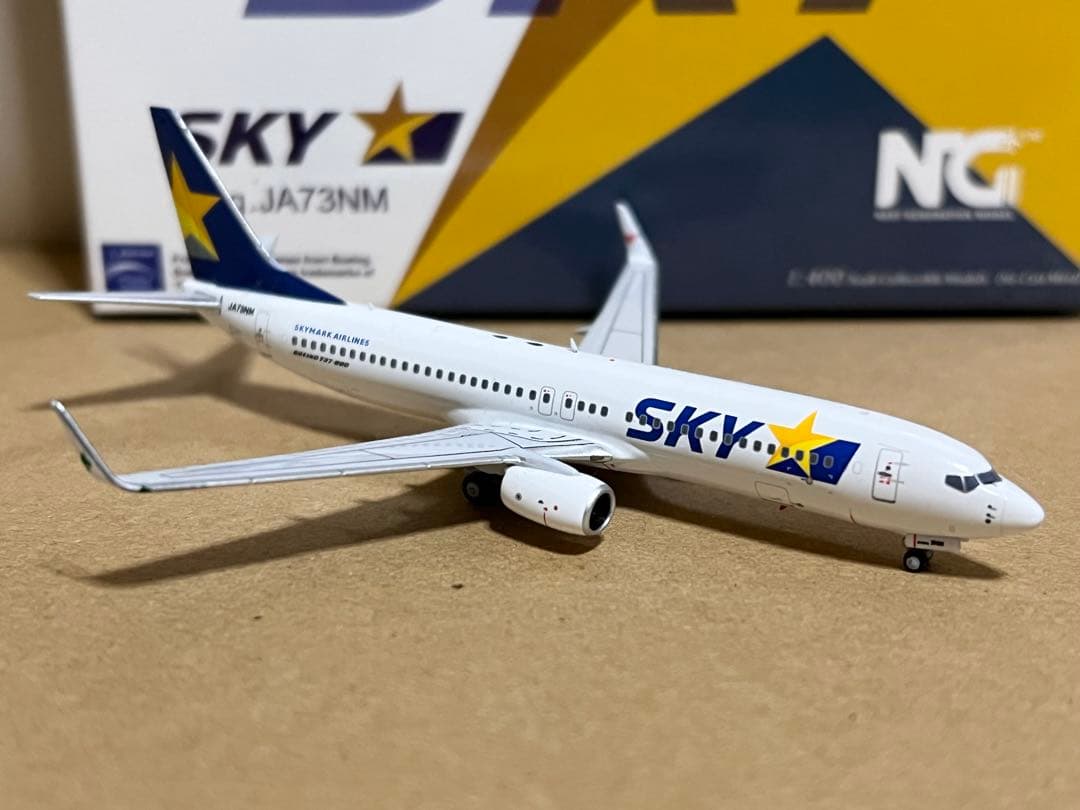航空機・ヘリコプター NGmodels 1/400 SKYMARK 737-800 JA73NM