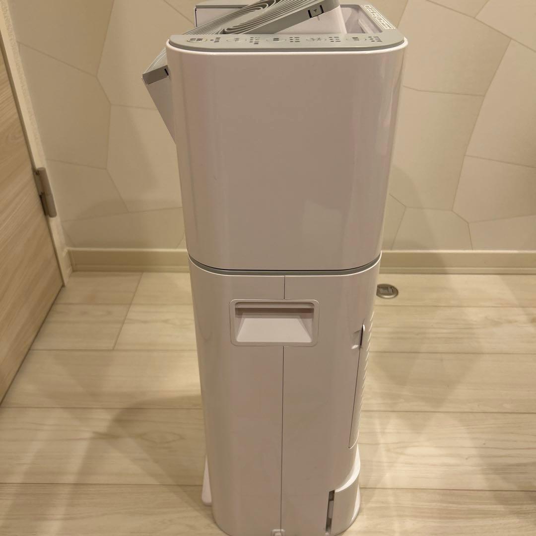 アイリスオーヤマ　衣類乾燥除湿機　ホワイト