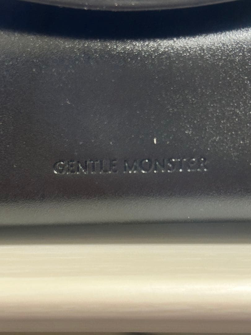 小物 GENTLE MONSTER cocoa