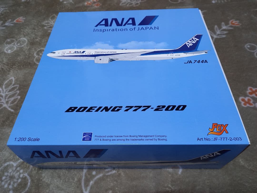 難あり　FOX 1/200 ANABoeing777-200 JA744A