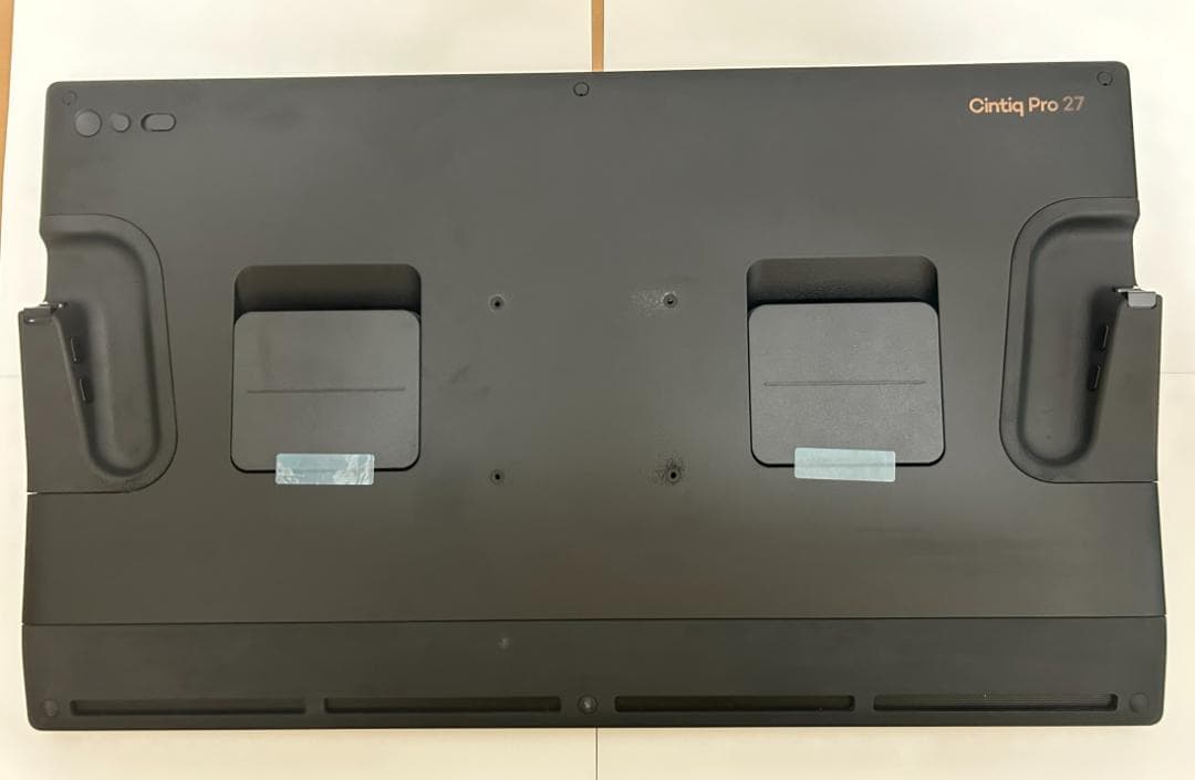 WACOM Cintiq Pro 27 DTH271K0D 本体【中古】