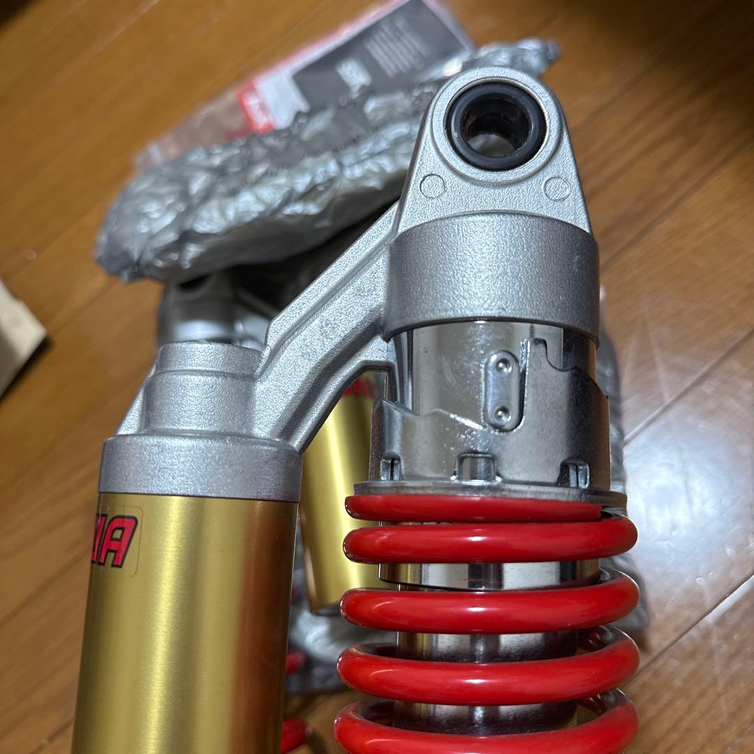 nc42前期純正サスペンション