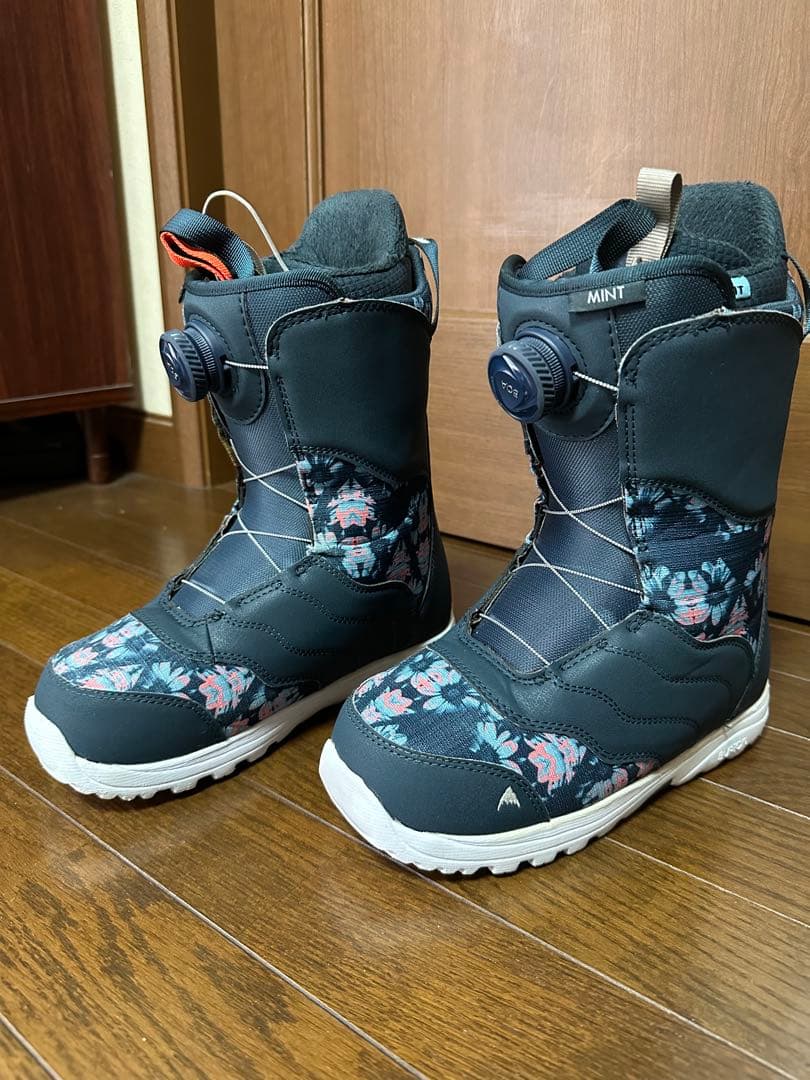 BURTON MINT レディース ブーツ 花柄 24.0cm