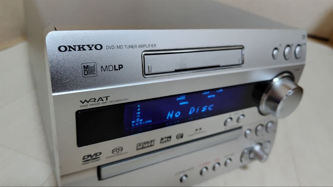 ONKYO　DVD/CD/MDプレーヤー FR-UN7