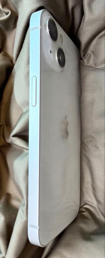 Apple iPhone 13 スターライト 本体　126GB SIMフリー