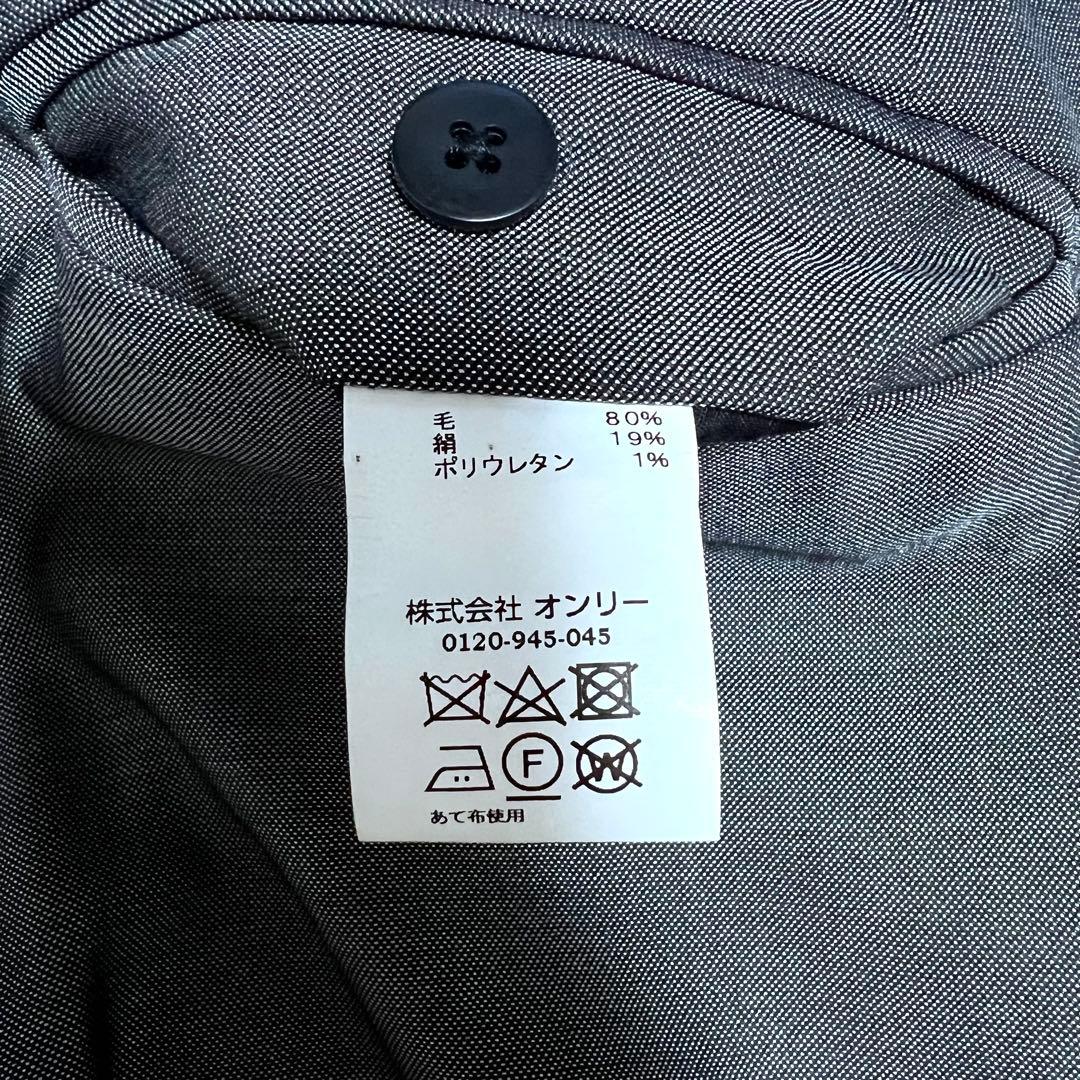 ONLY スーツ 3ピース シルバー シルク混 光沢あり サイズ36