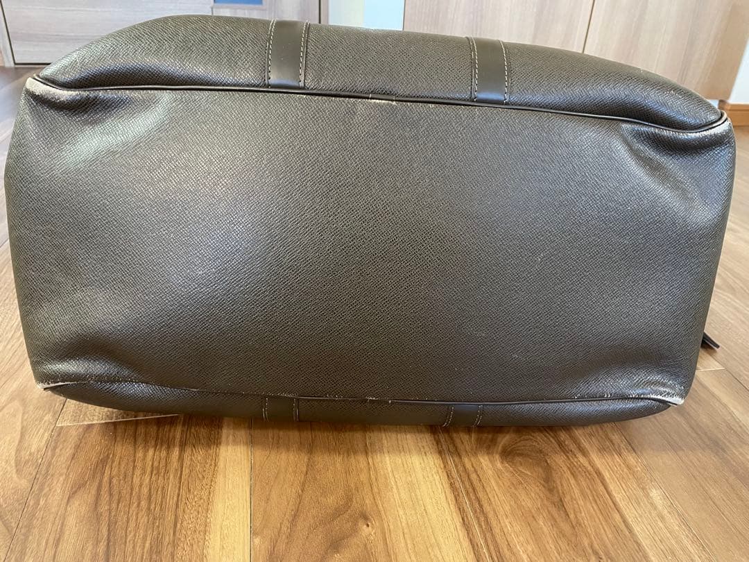 ルイヴィトン　タイガ　ケンダルPM ボストンバッグ　ブラウン　鍵ストラップ付き