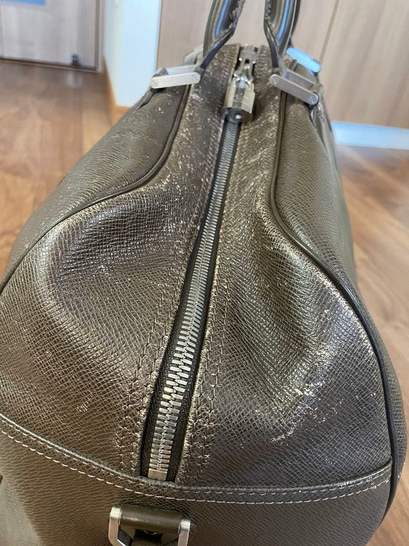 ルイヴィトン　タイガ　ケンダルPM ボストンバッグ　ブラウン　鍵ストラップ付き