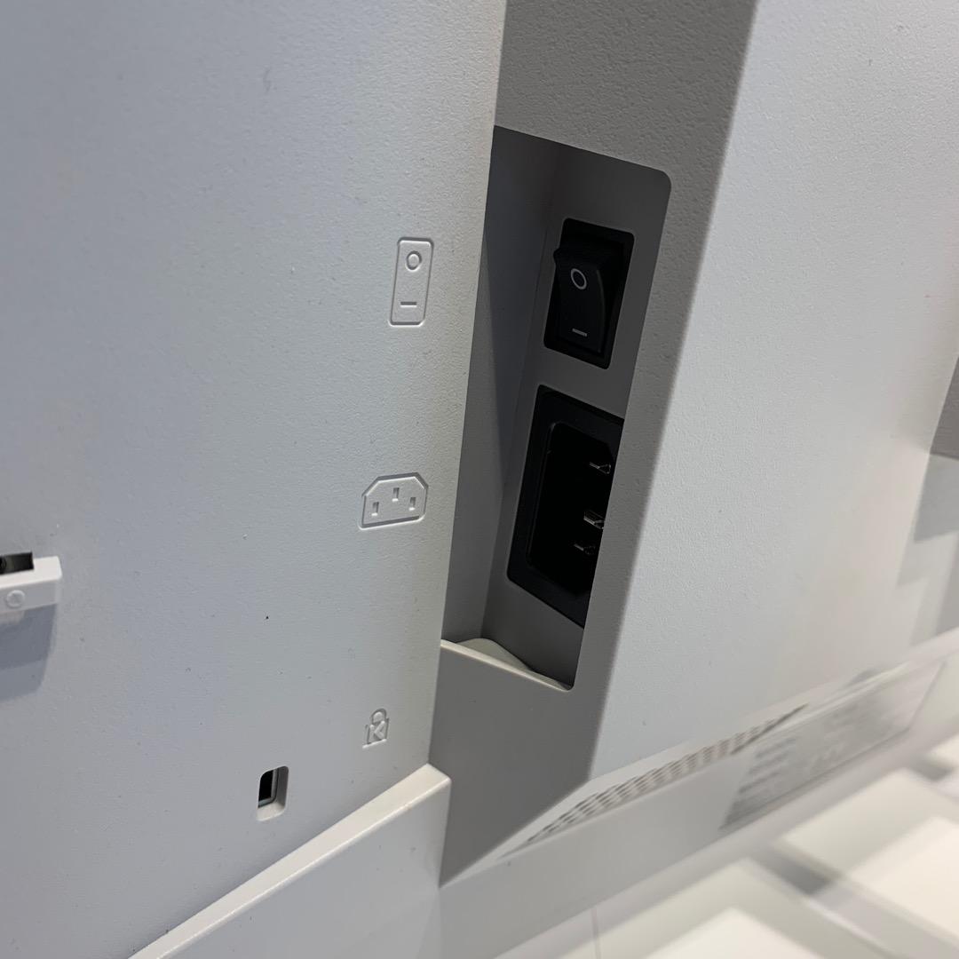 EIZO　PCモニター EIZO FDF2121WT