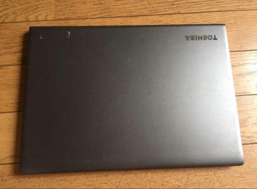 東芝 Dynabook R63/P i5 5300U 1920x1080