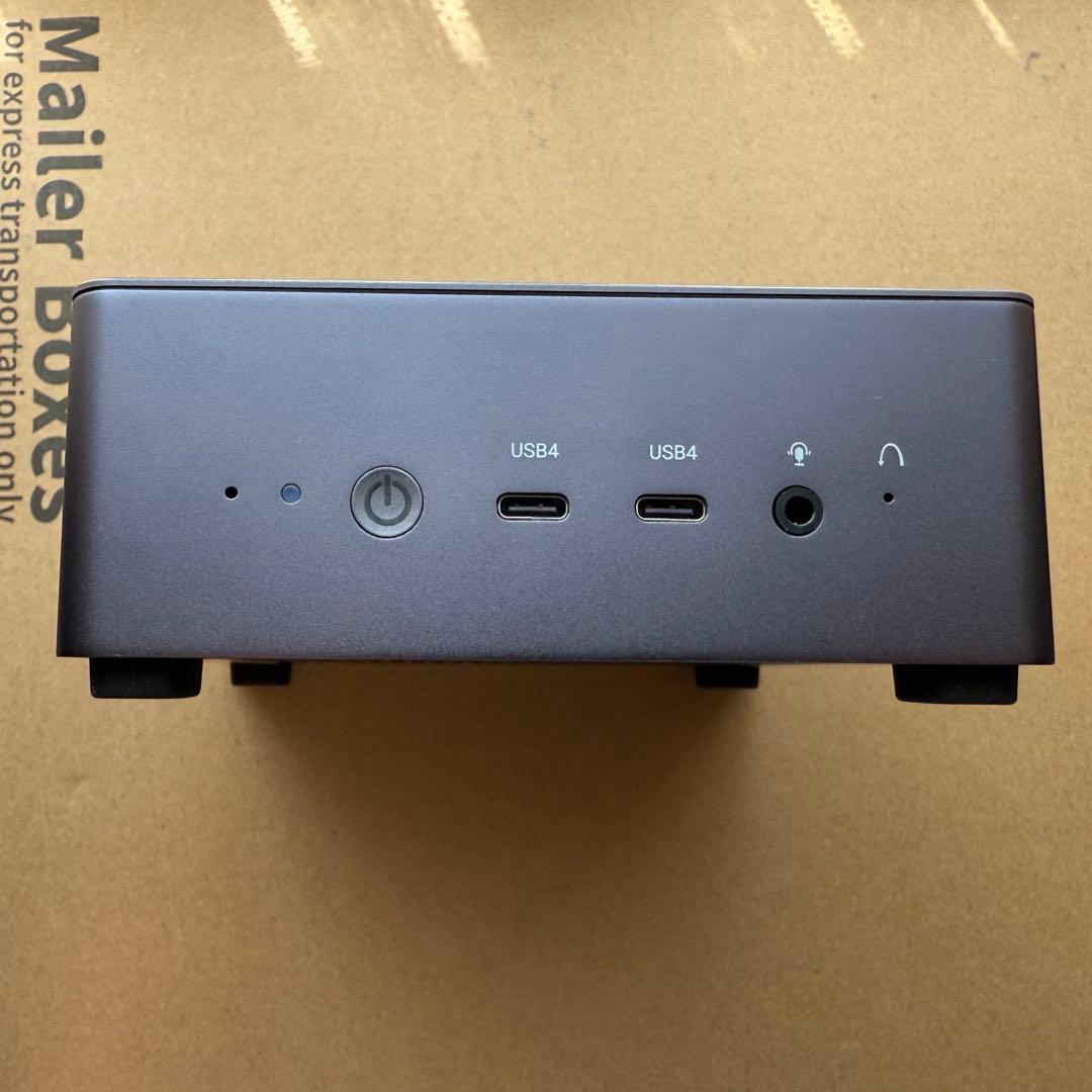 週末値引中 UM790 Pro 7940HS 64GB 1TB