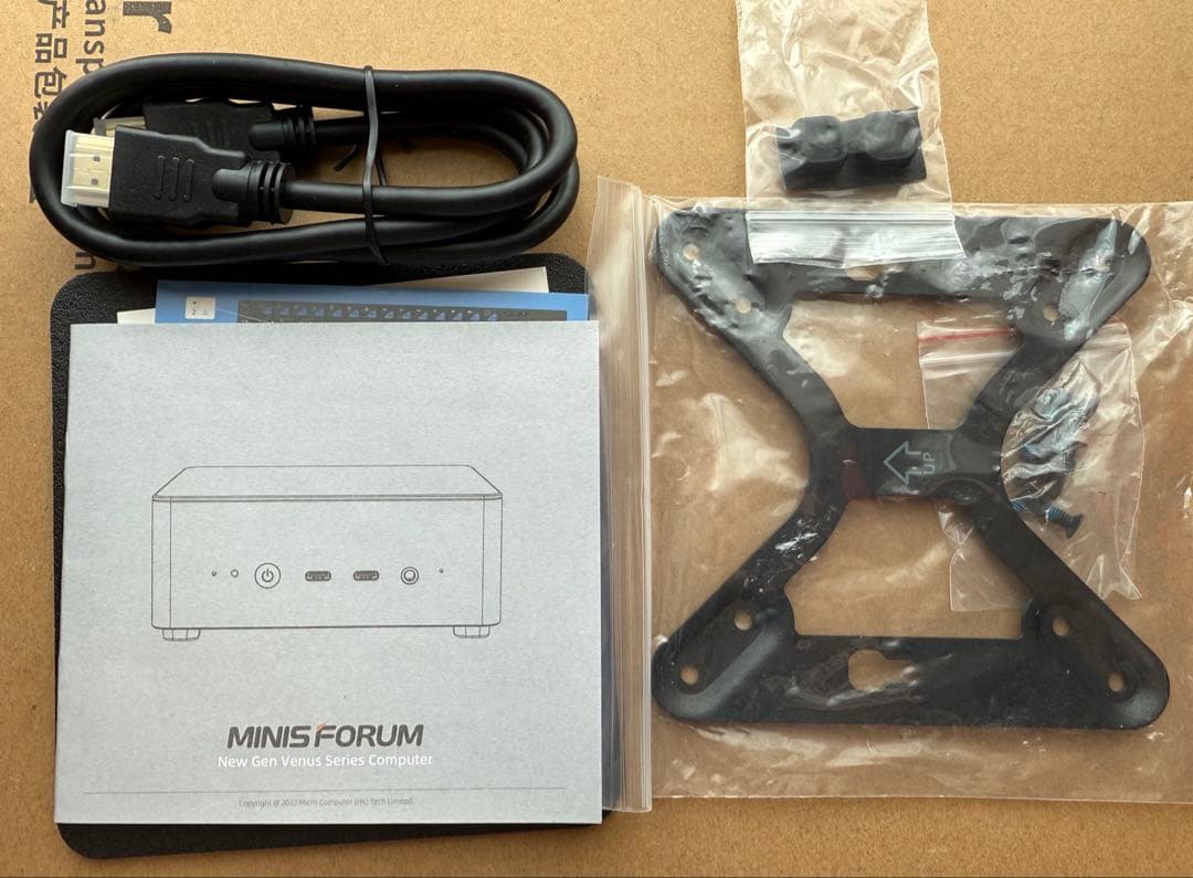 週末値引中 UM790 Pro 7940HS 64GB 1TB