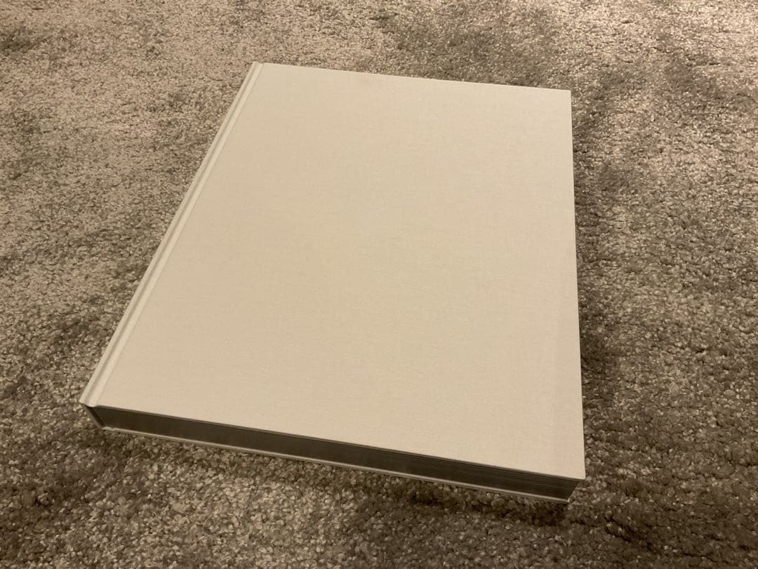 h*h様 MLXF2J/A Designed by Apple in Calif