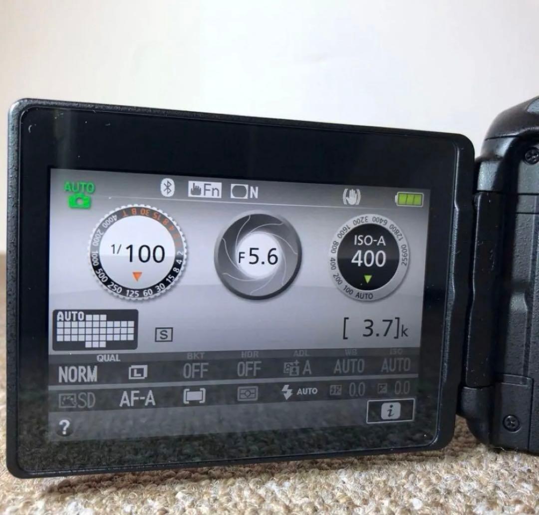 Nikon デジタル一眼レフカメラ ダブルズームキット D5600 スマホ転送