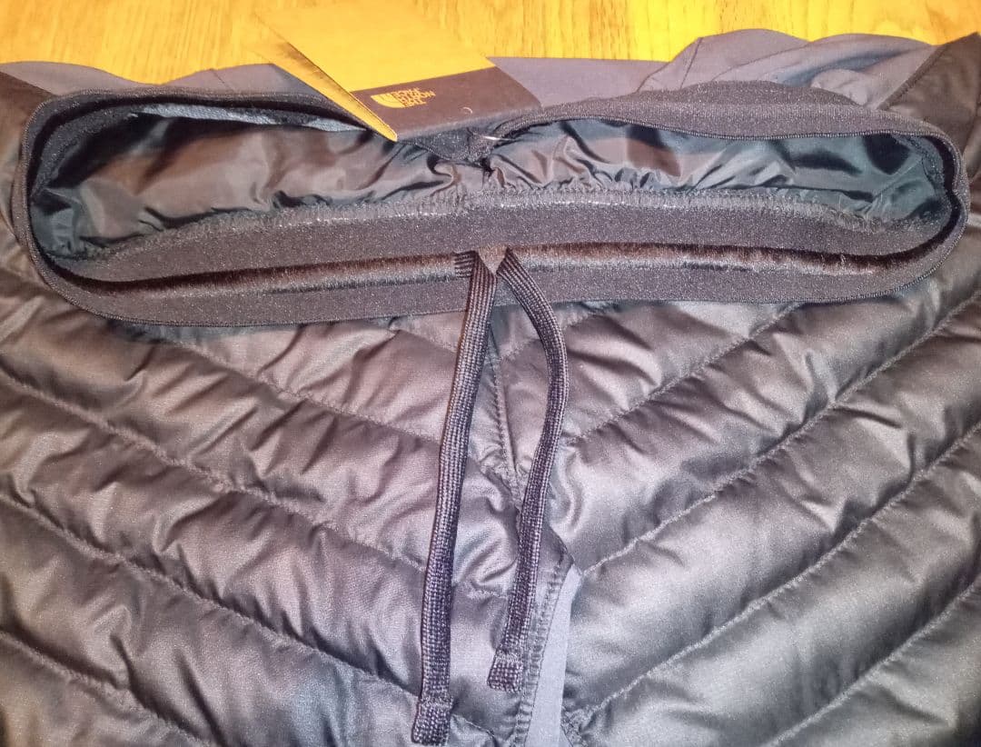 普段着にもアウトドアにも!!暖かいザ ノースフェイス断熱パンツ!!