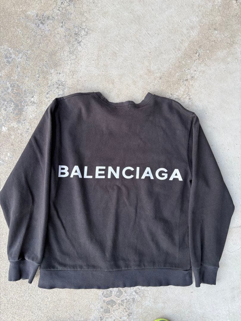 BALENCIAGA ブラック スウェット トレーナー　ロゴ
