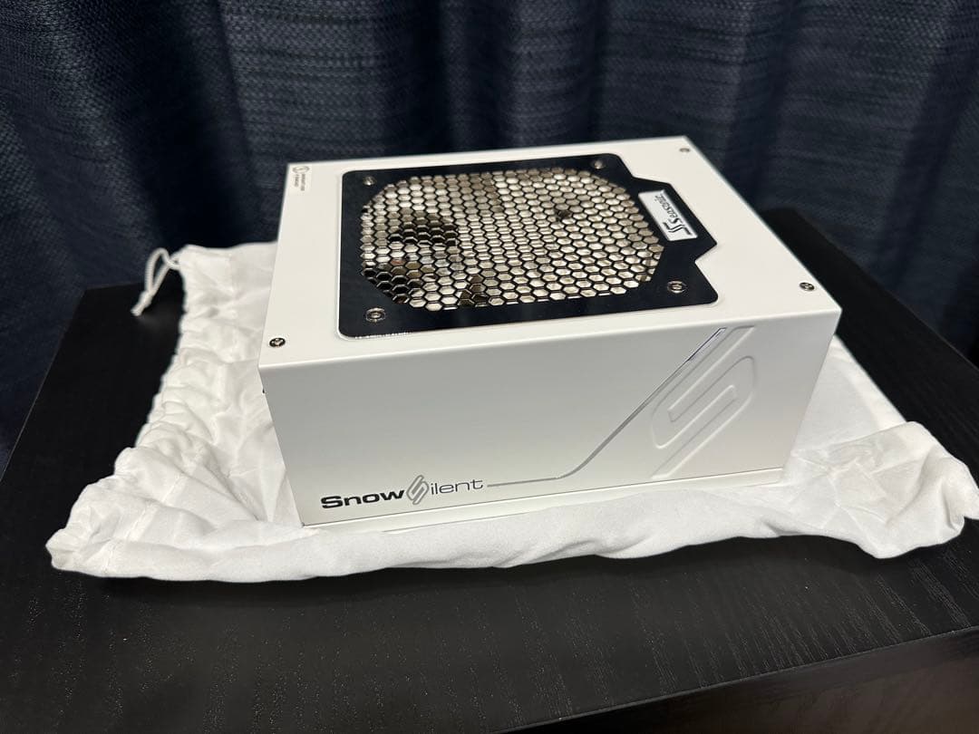 Seasonic  Silent 1050W ホワイト 電源ユニット