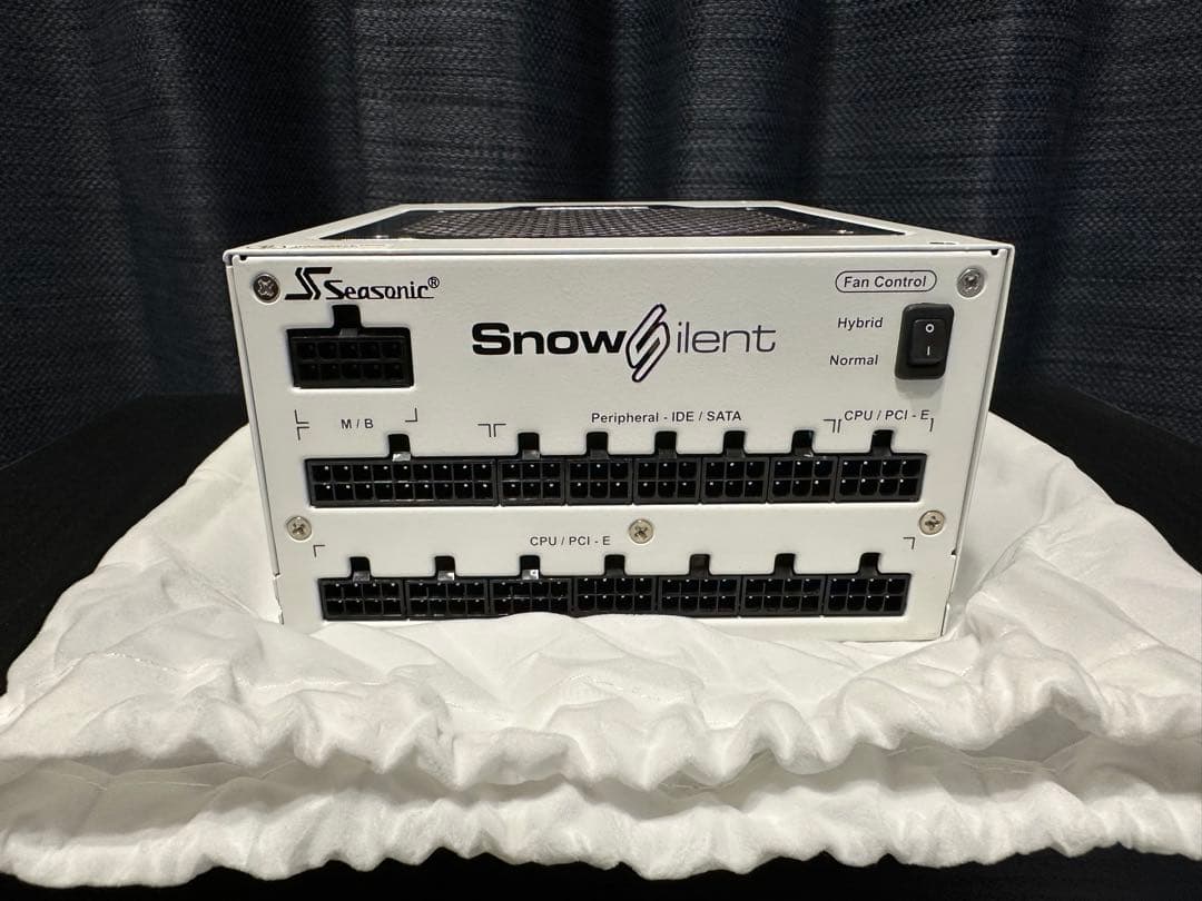 Seasonic  Silent 1050W ホワイト 電源ユニット