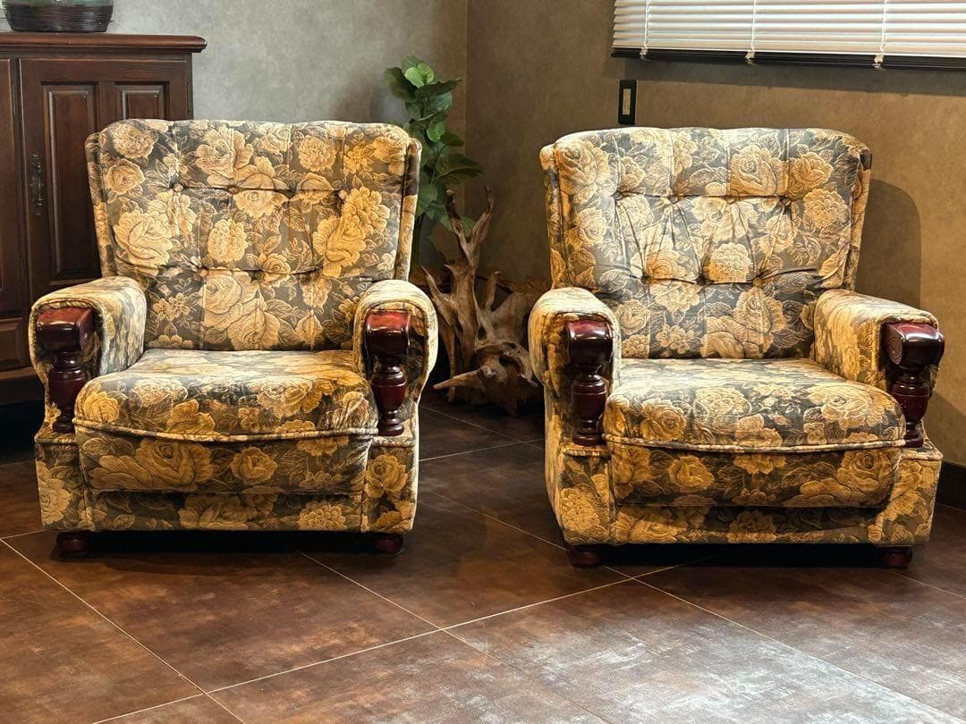 左側　金華山織　ベロア生地　ヴィンテージ　ソファ　アンティーク　レトロ　IZ