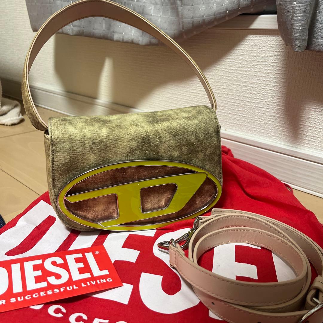 DIESEL オリーブグリーン ショルダーバッグ 1dr
