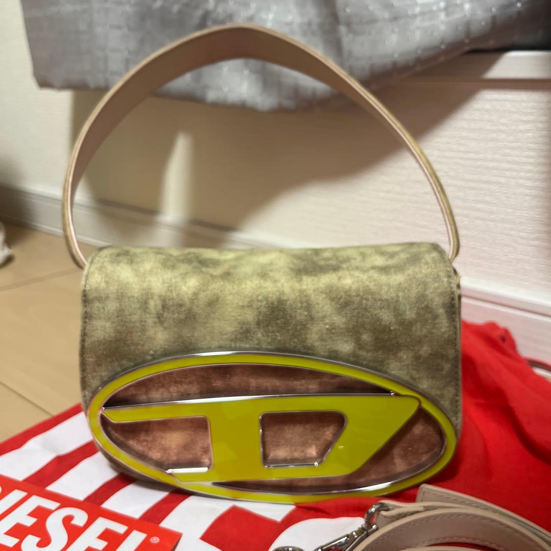 DIESEL オリーブグリーン ショルダーバッグ 1dr