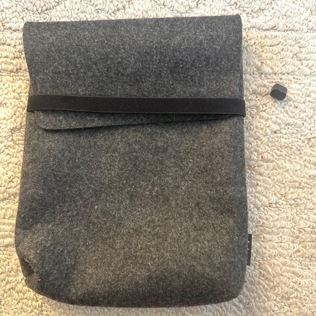 Jabra Evolve2 75 （充電スタンド•ケース付き）