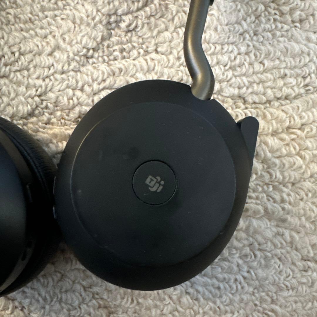 Jabra Evolve2 75 （充電スタンド•ケース付き）