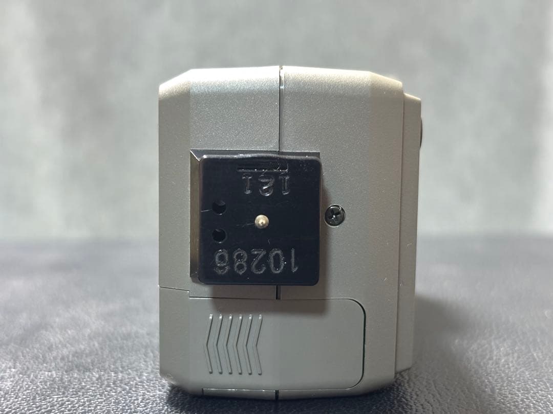 【美品】Rollei 35 Classic チタンフィルムカメラ　箱付き